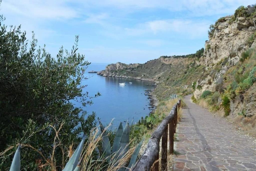 Casa Vacanze Il Nido - 4 Stelle Milazzo Exteriér fotografie